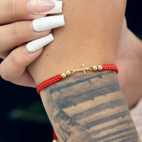 Pulsera De Dama De Tejido Macramé Con Balines 4mm y Herraje De Cruz