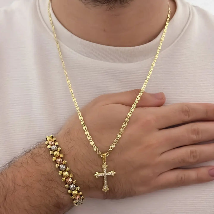 Conjunto De Caballero Con Cadena De Tejido Escalera Con Destellos, Dije De Cruz Cristal Y Manilla De Tres Oros De Tres Carriles