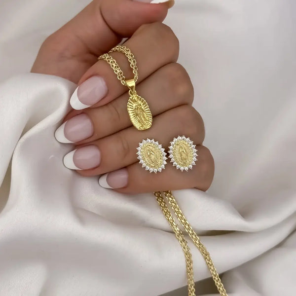 Conjunto De Dama Con Cadena De Tejido Chino, Dije Y Topos De La Virgen De Guadalupe