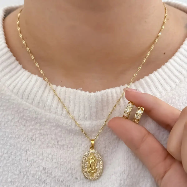 Conjunto De Dama Con Cadena De Tejido Singapur, Dije De La Virgen De Guadalupe Y Candongas Cristal
